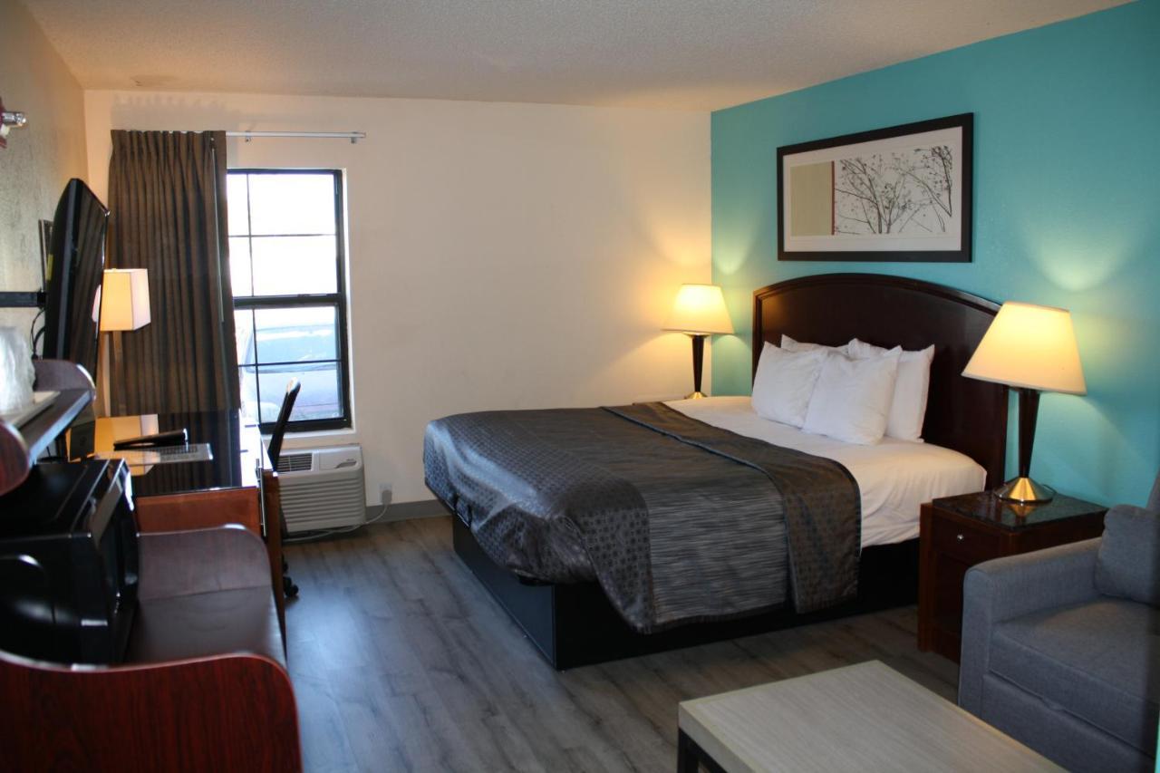 Executive Inn And Suites ويتشيتا فولز المظهر الخارجي الصورة
