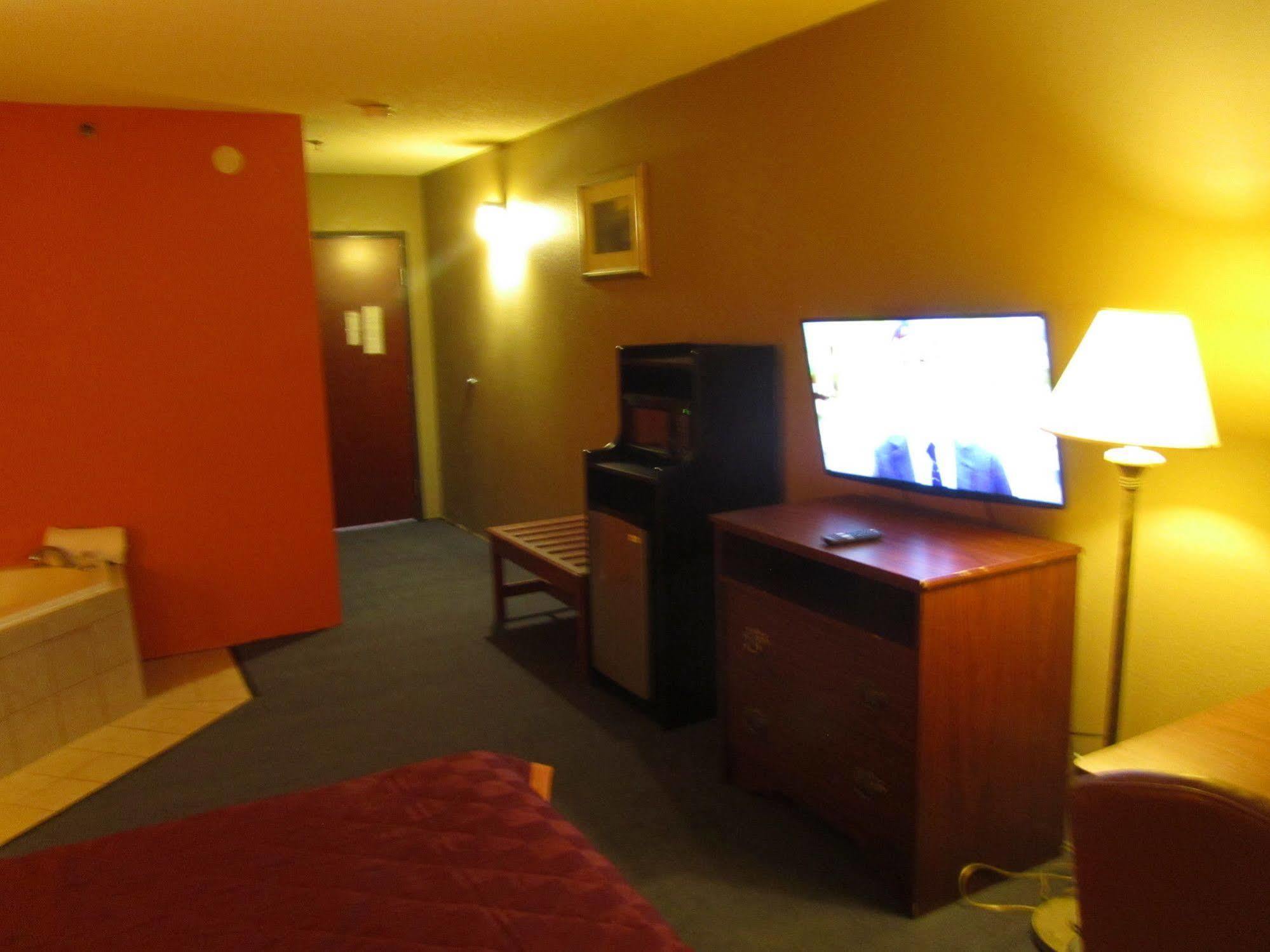 Executive Inn And Suites ويتشيتا فولز المظهر الخارجي الصورة